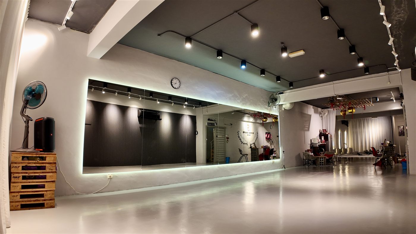 Raja Uda Branch 2 studio photo 2